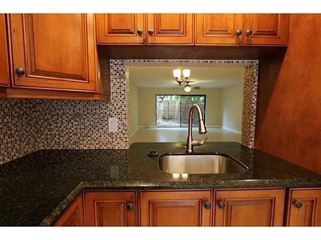 SANDY RIDGE TOWNHOMES - Residential Lease