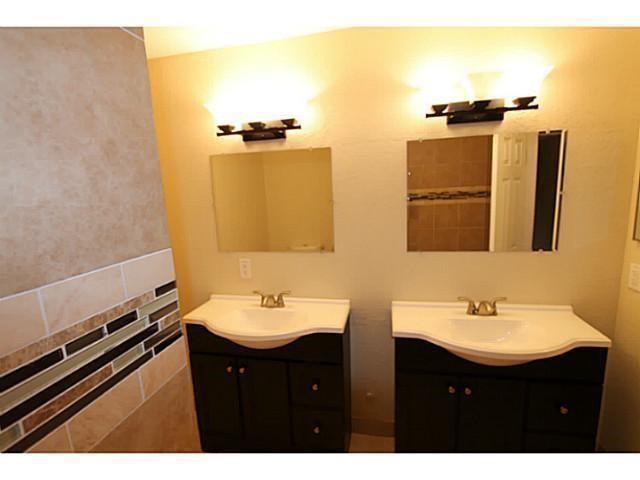 SANDY RIDGE TOWNHOMES - Residential Lease