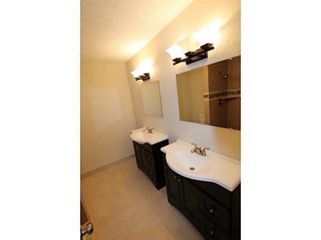 SANDY RIDGE TOWNHOMES - Residential Lease