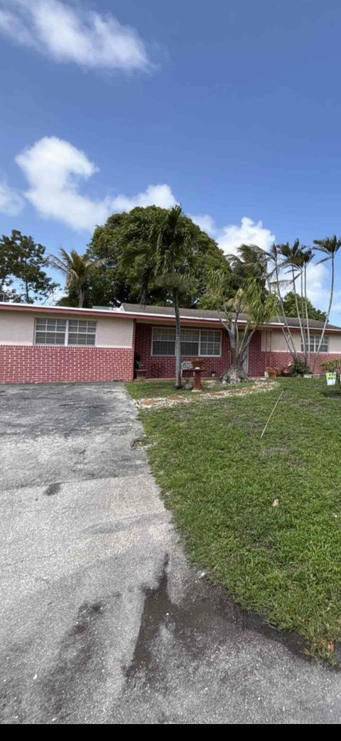 171 SE 28th Avenue Boynton Beach FL 33435