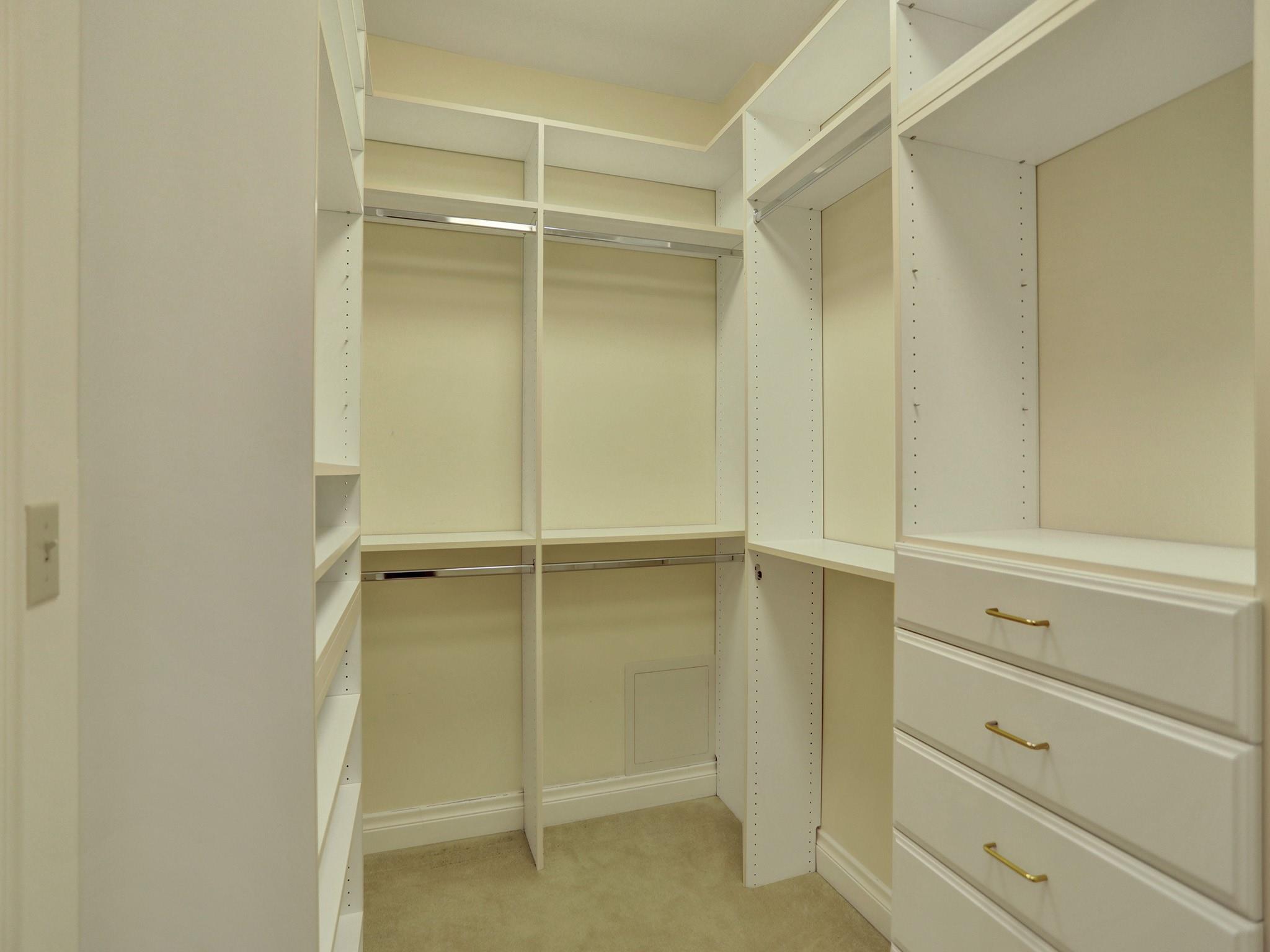 Bay Colony - Residential