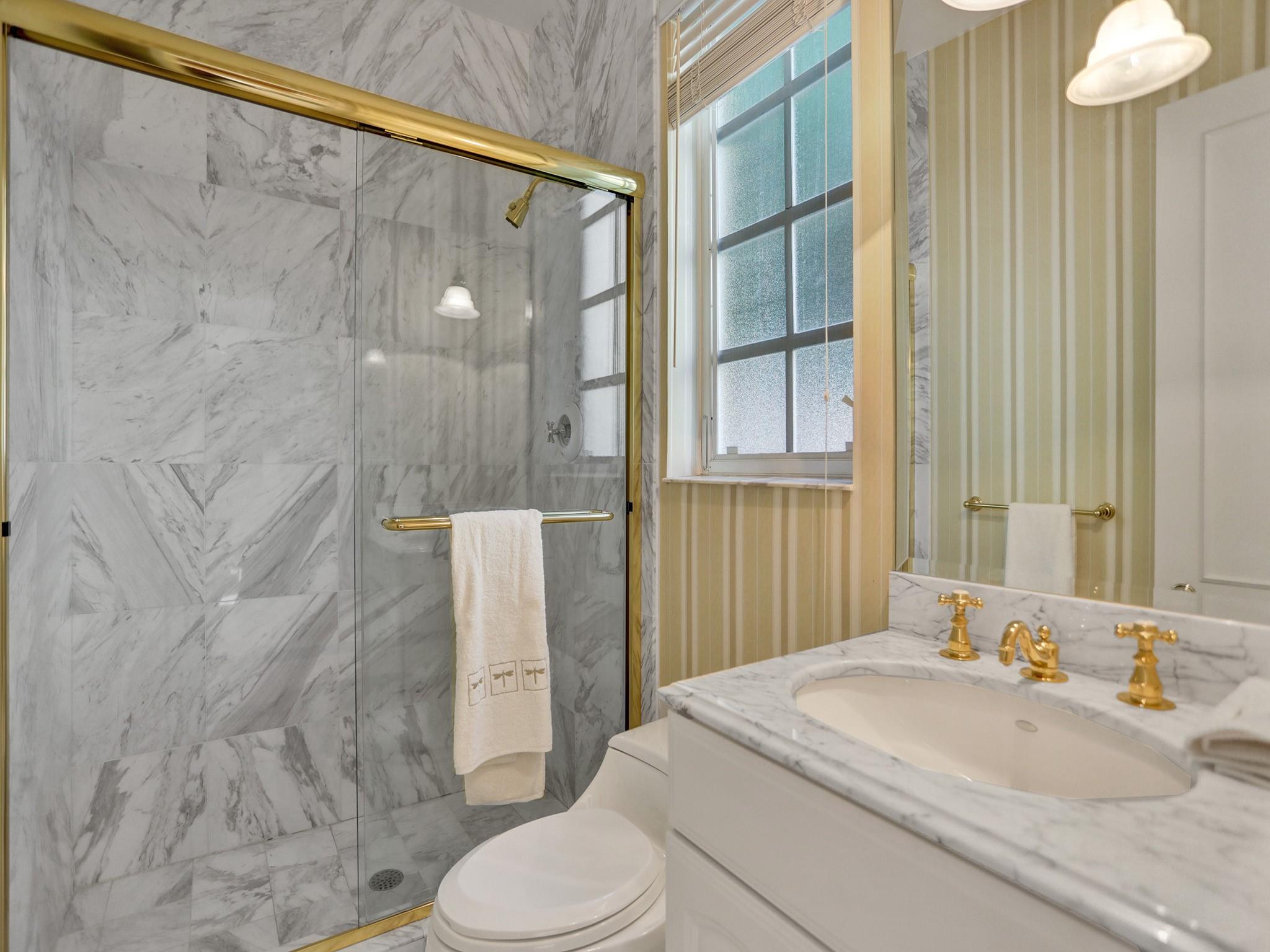 Bay Colony - Residential