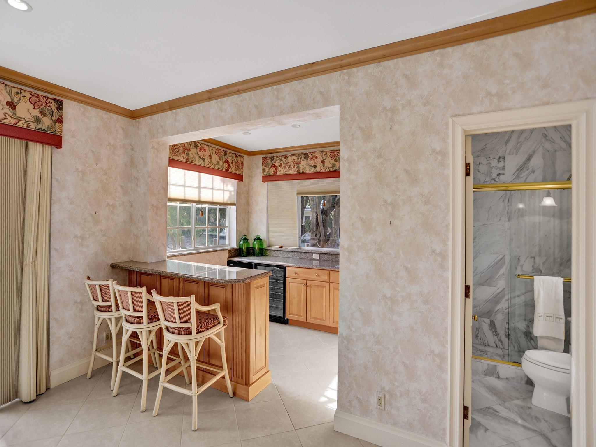 Bay Colony - Residential