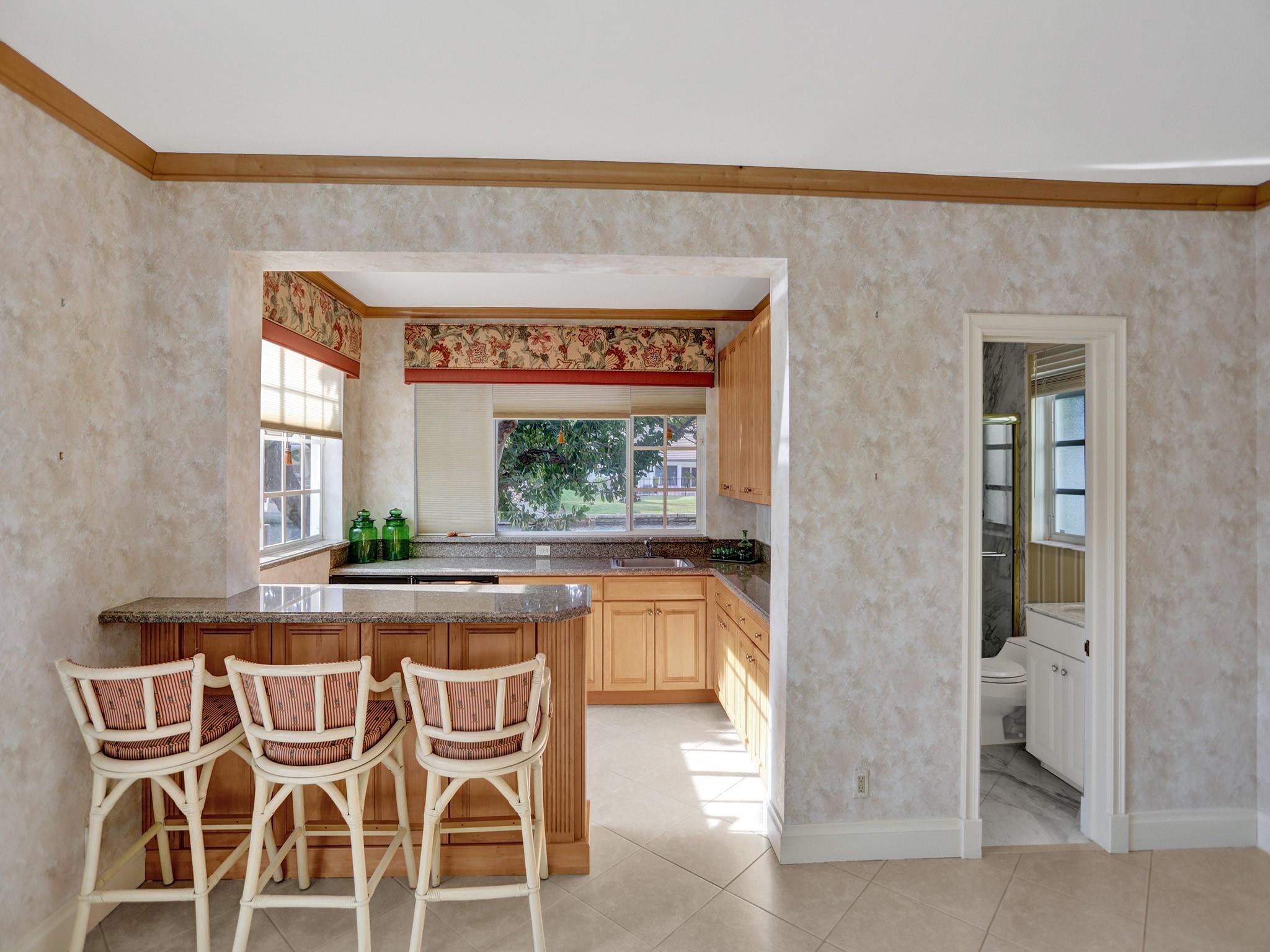 Bay Colony - Residential