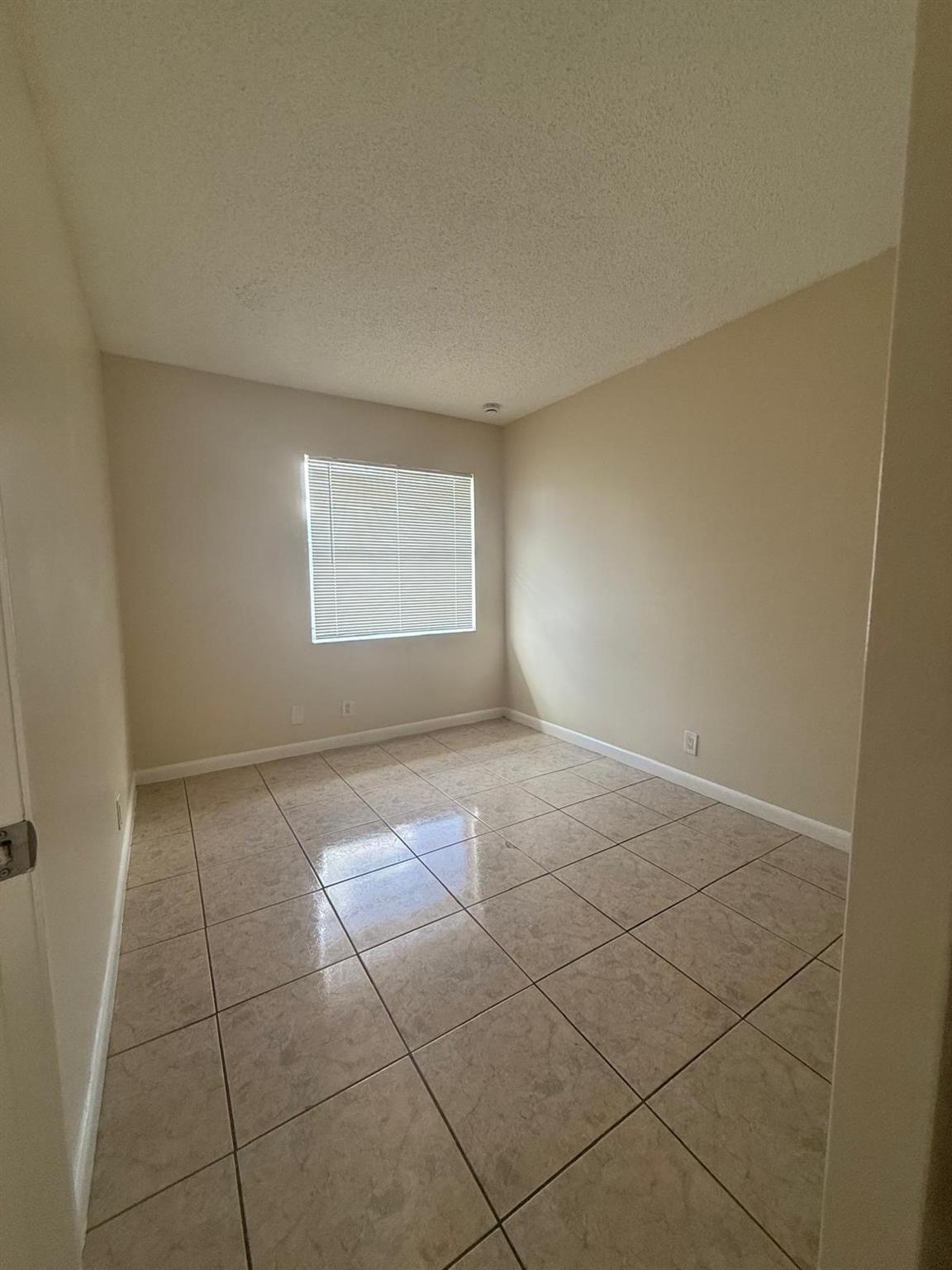 Lauderdale North Park Sec - Residential Lease