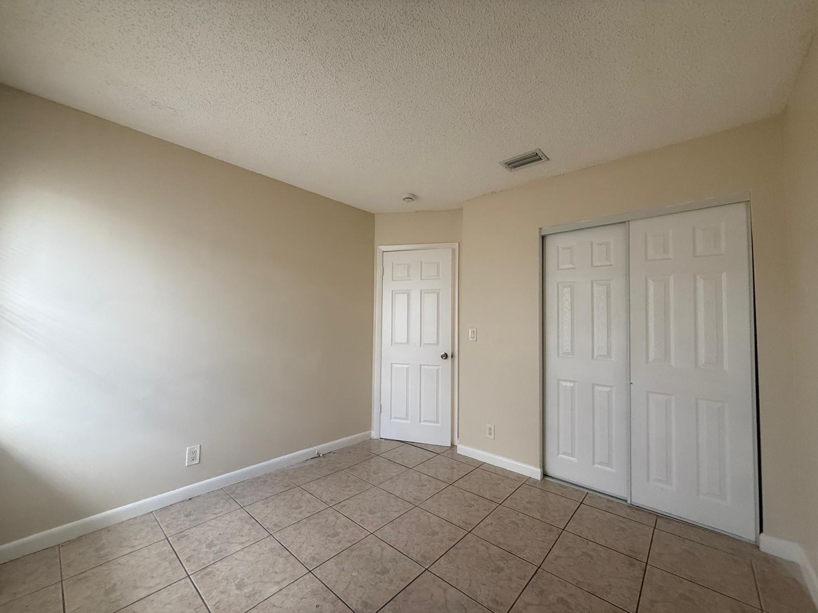 Lauderdale North Park Sec - Residential Lease