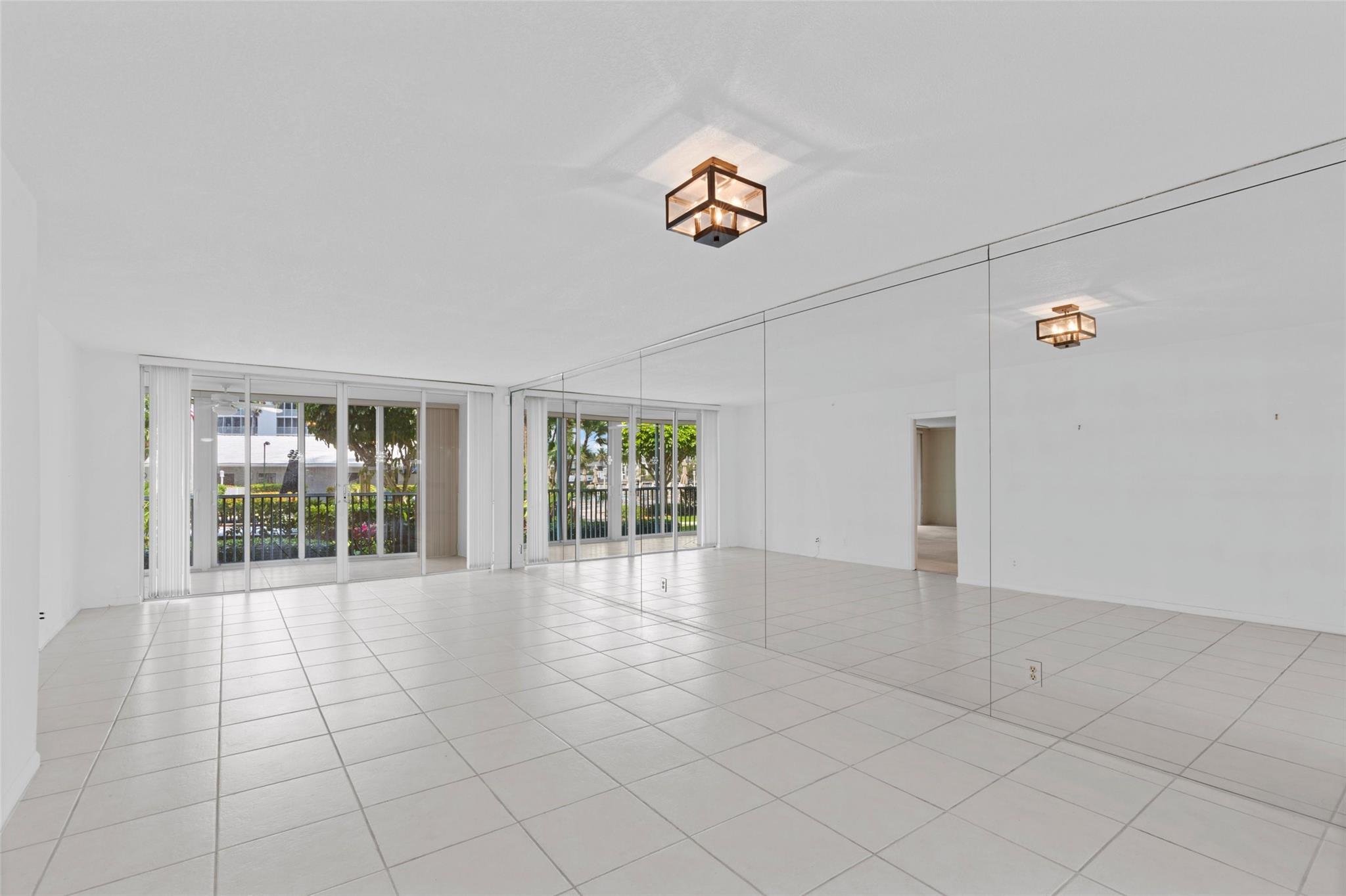 3300 S Ocean Blvd 123C