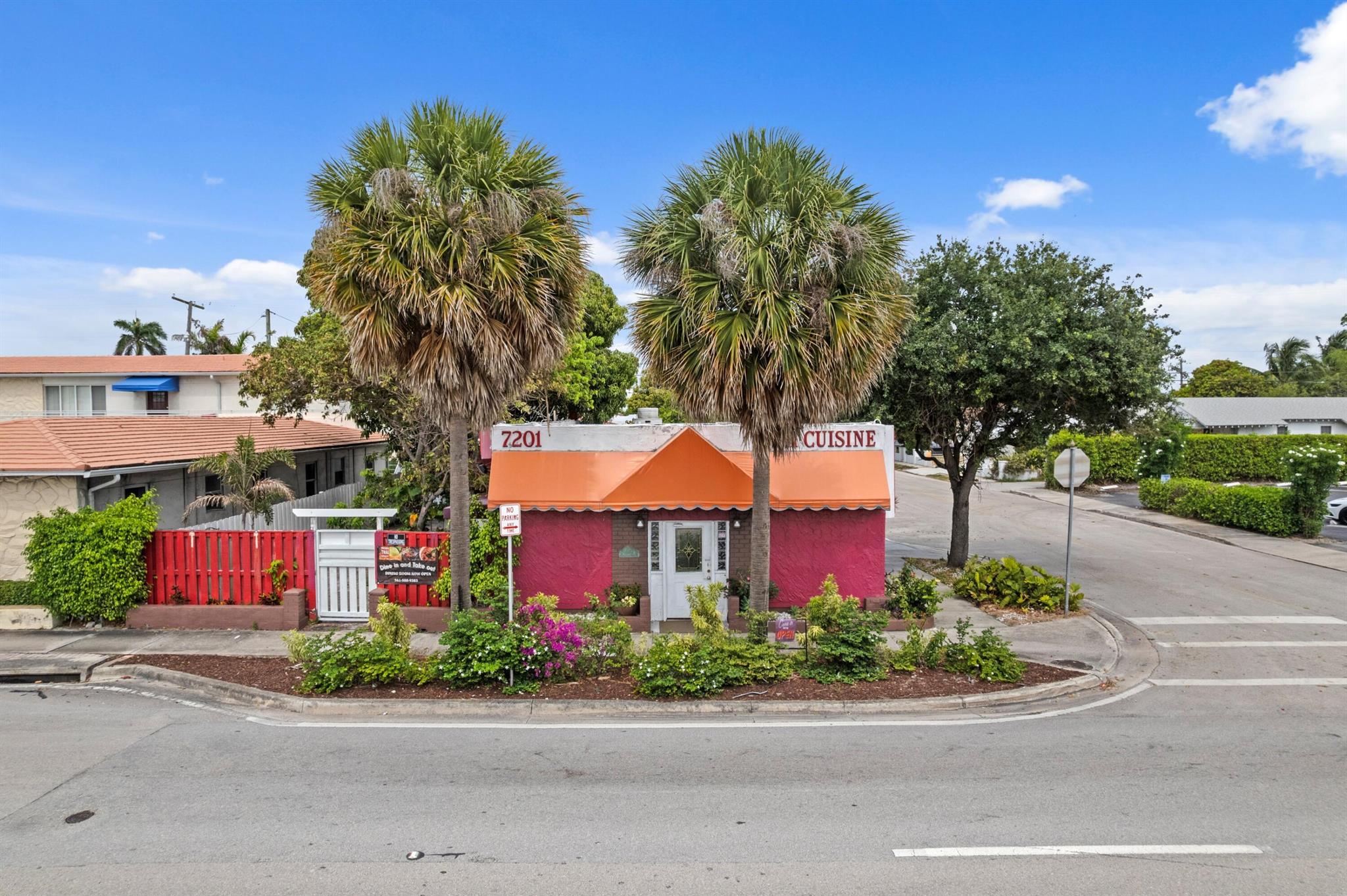 7201 S Dixie Highway