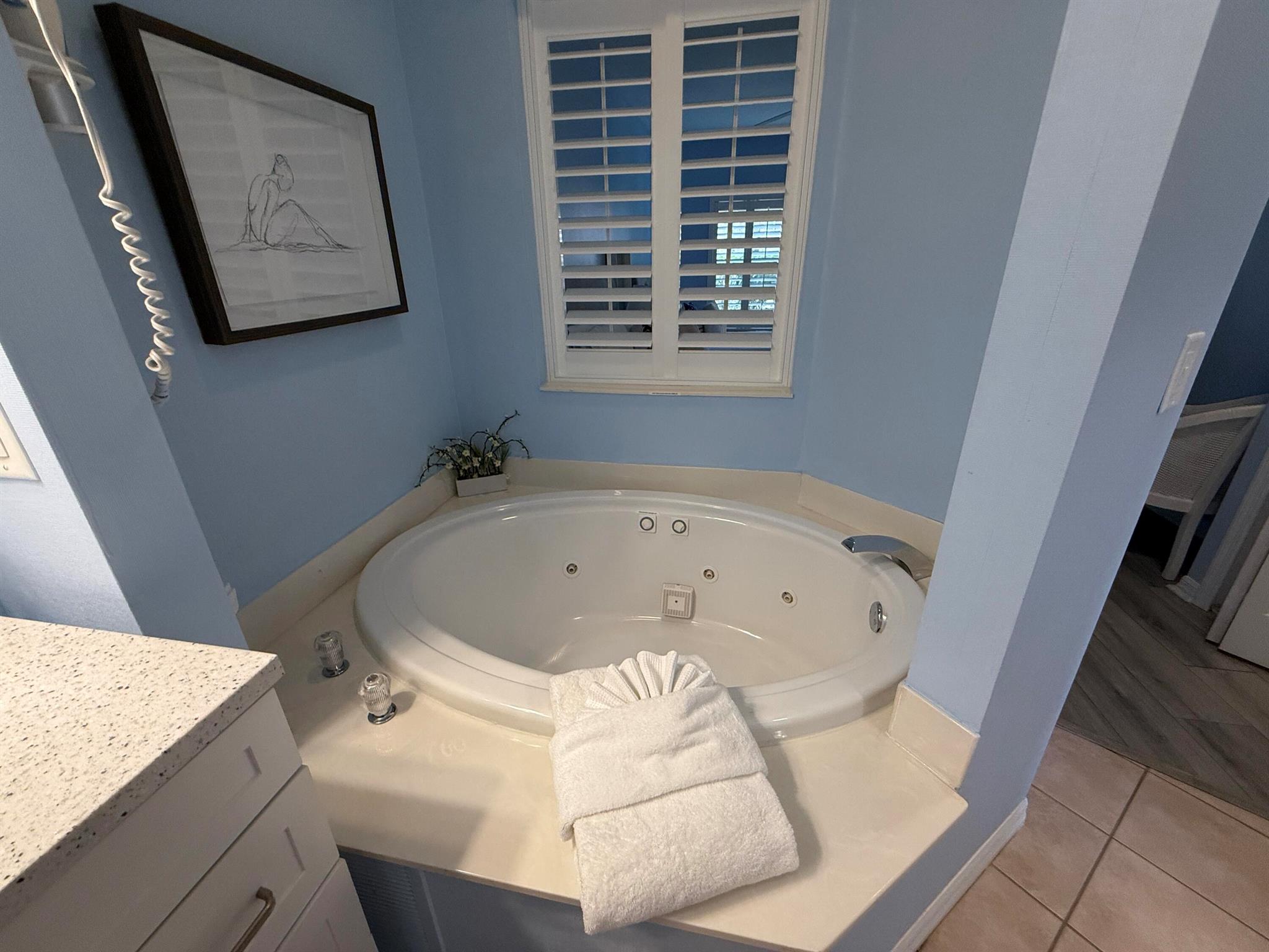 GOLF VILLAS II CONDOMINIU - Residential Lease