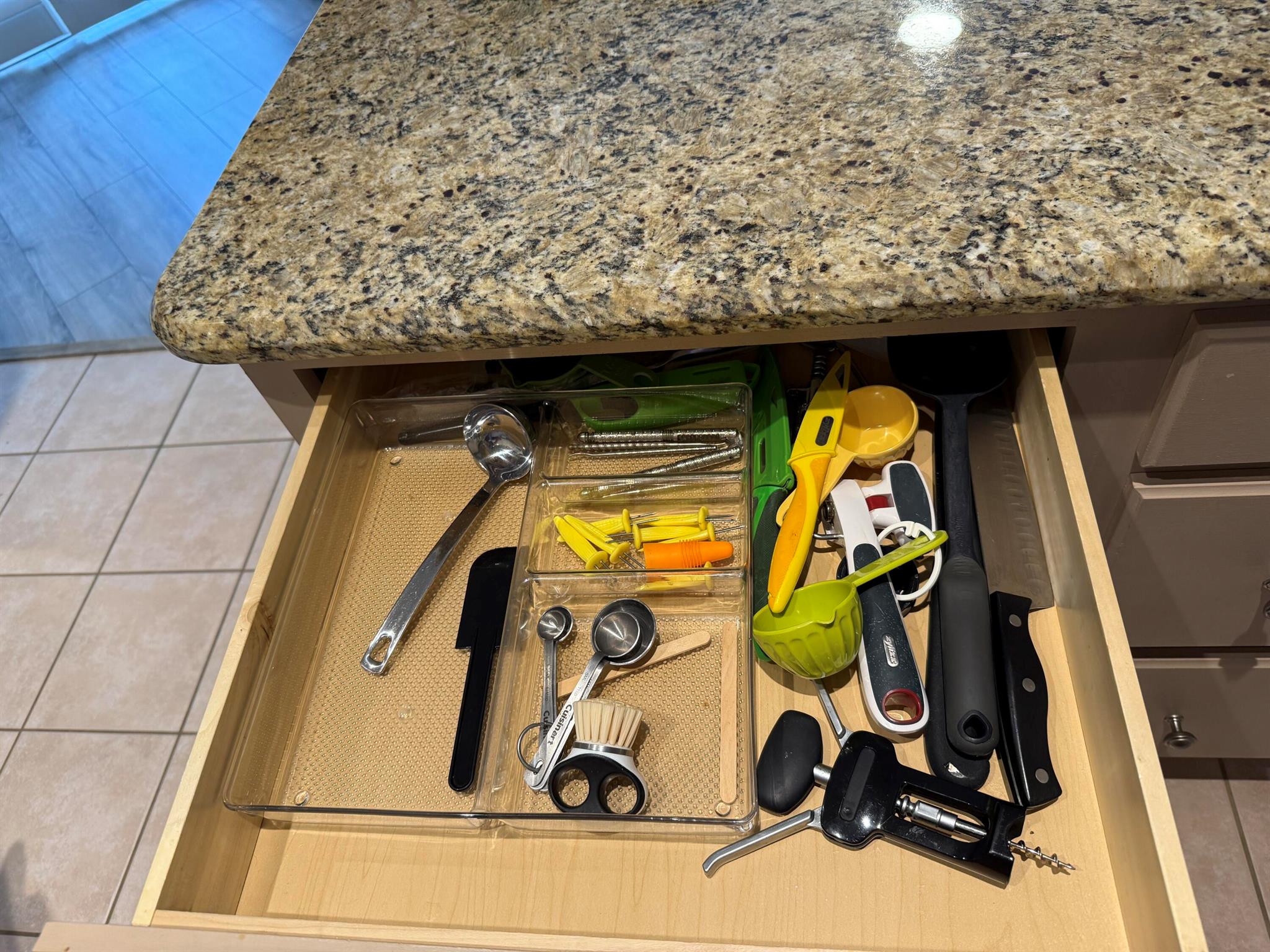 GOLF VILLAS II CONDOMINIU - Residential Lease