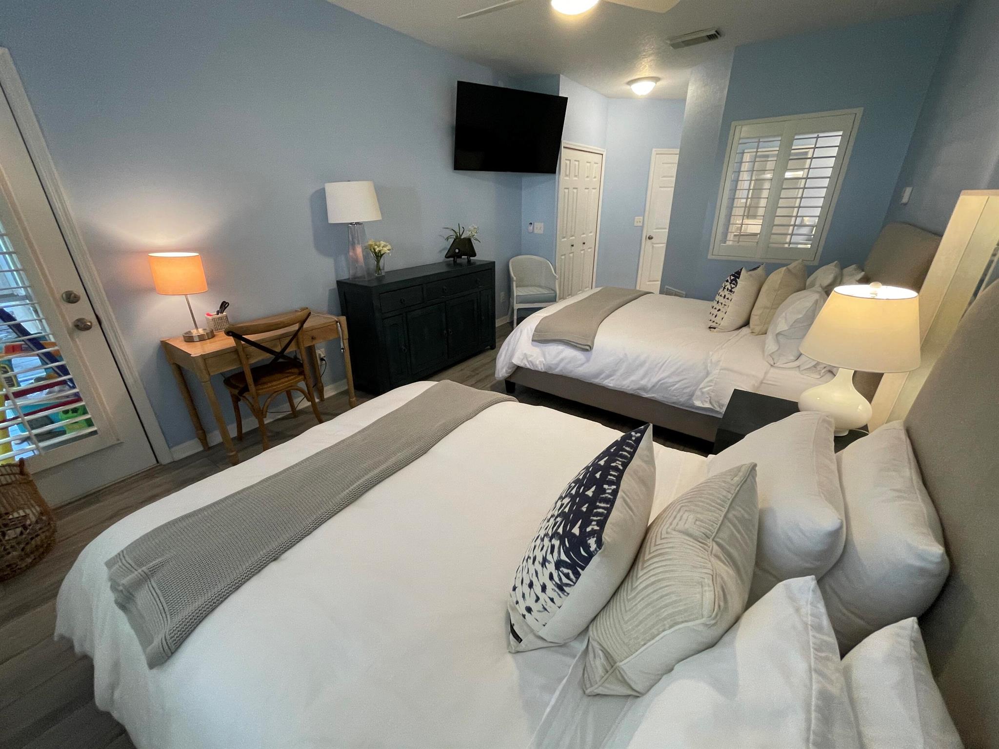 GOLF VILLAS II CONDOMINIU - Residential Lease