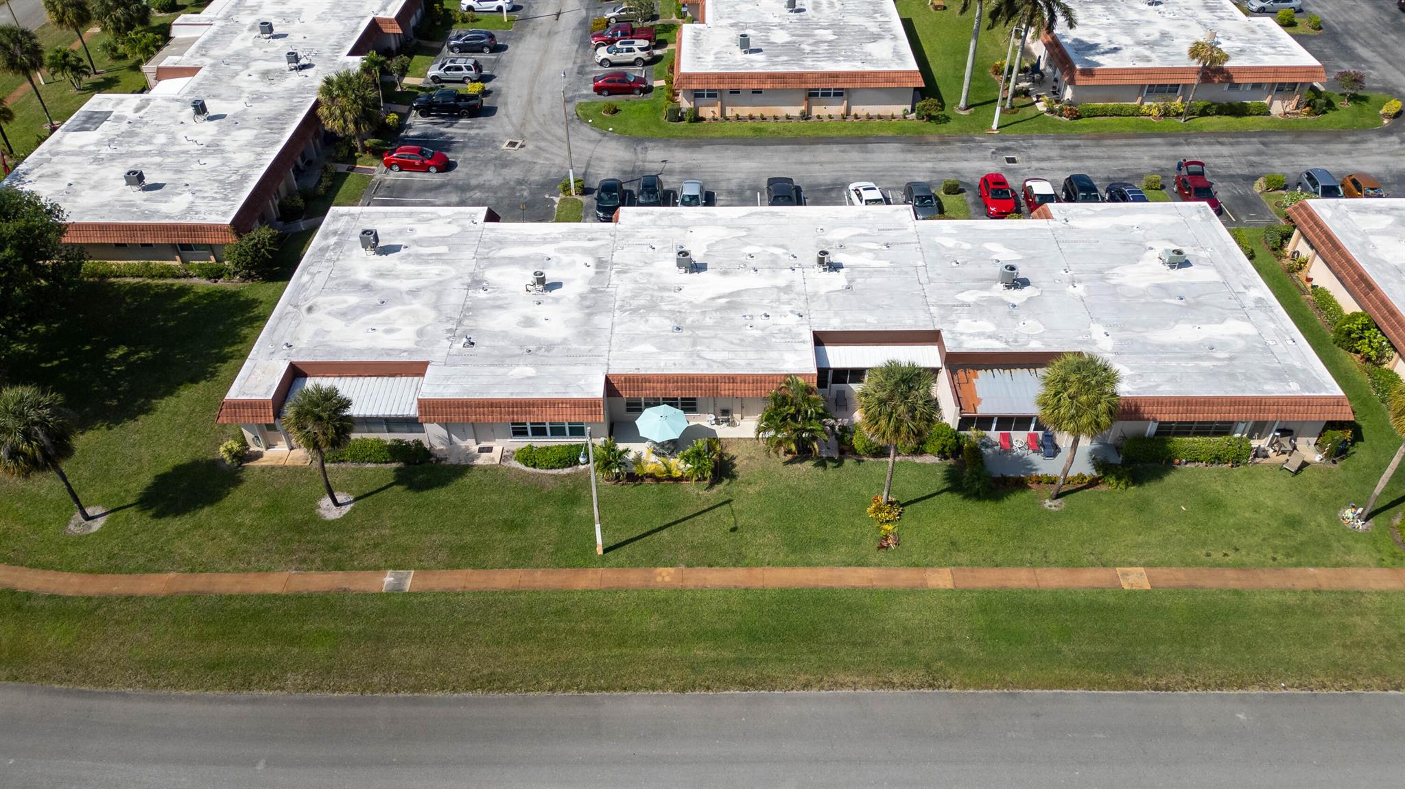 CRESTHAVEN CONDO TOWNHOMES SEC 2 - Residential