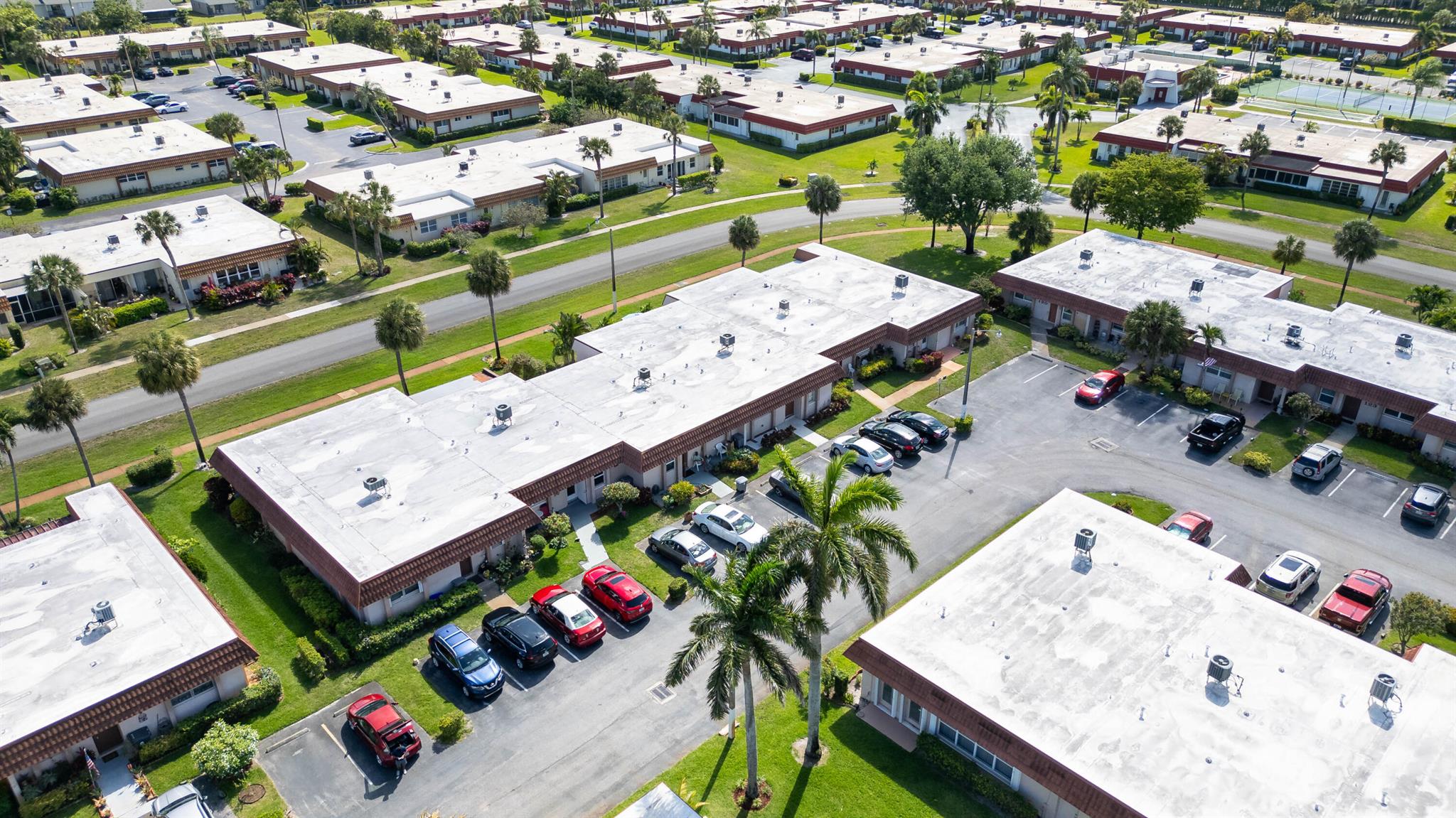 CRESTHAVEN CONDO TOWNHOMES SEC 2 - Residential