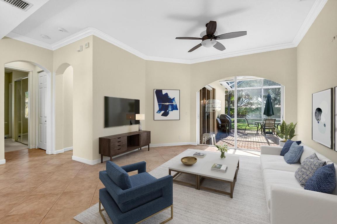 Properties 9566 Lantern Bay Circle