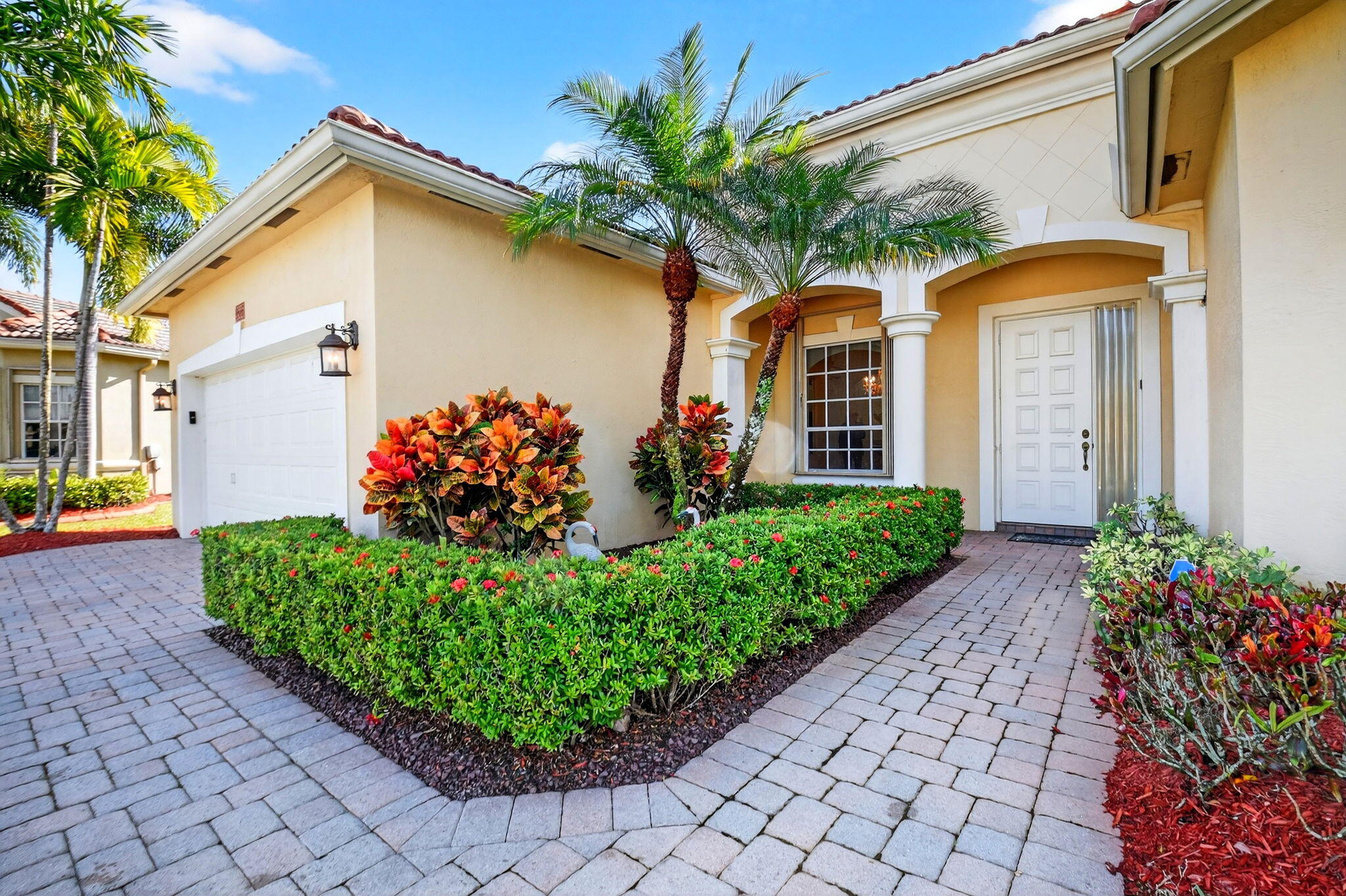 9566 Lantern Bay Circle