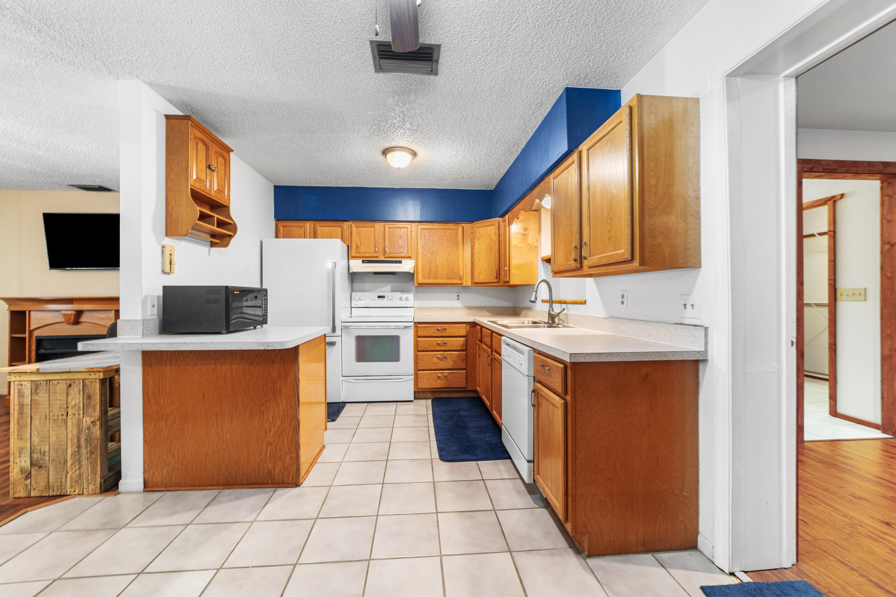 SOUTHWEST ADDITION - Residential