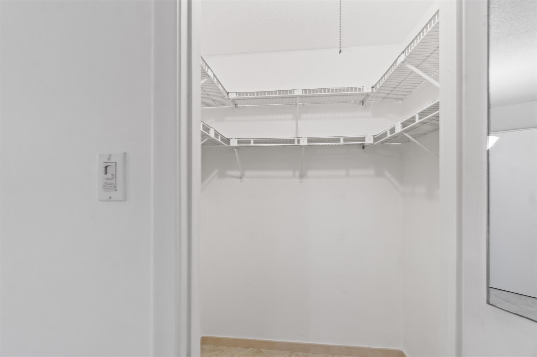 VILLAGE ROYALE - Residential Lease