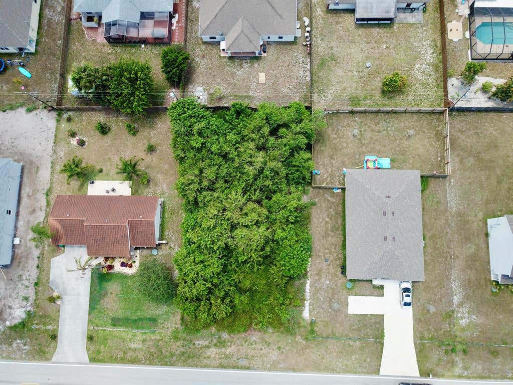 Photo of 2052 SW Cameo Boulevard, Port Saint Lucie, FL 34953 (MLS # R10714359)