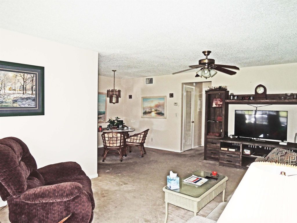 Photo of 412 Sandpiper Drive #Apt C, Fort Pierce, FL 34982 (MLS # R10941910)