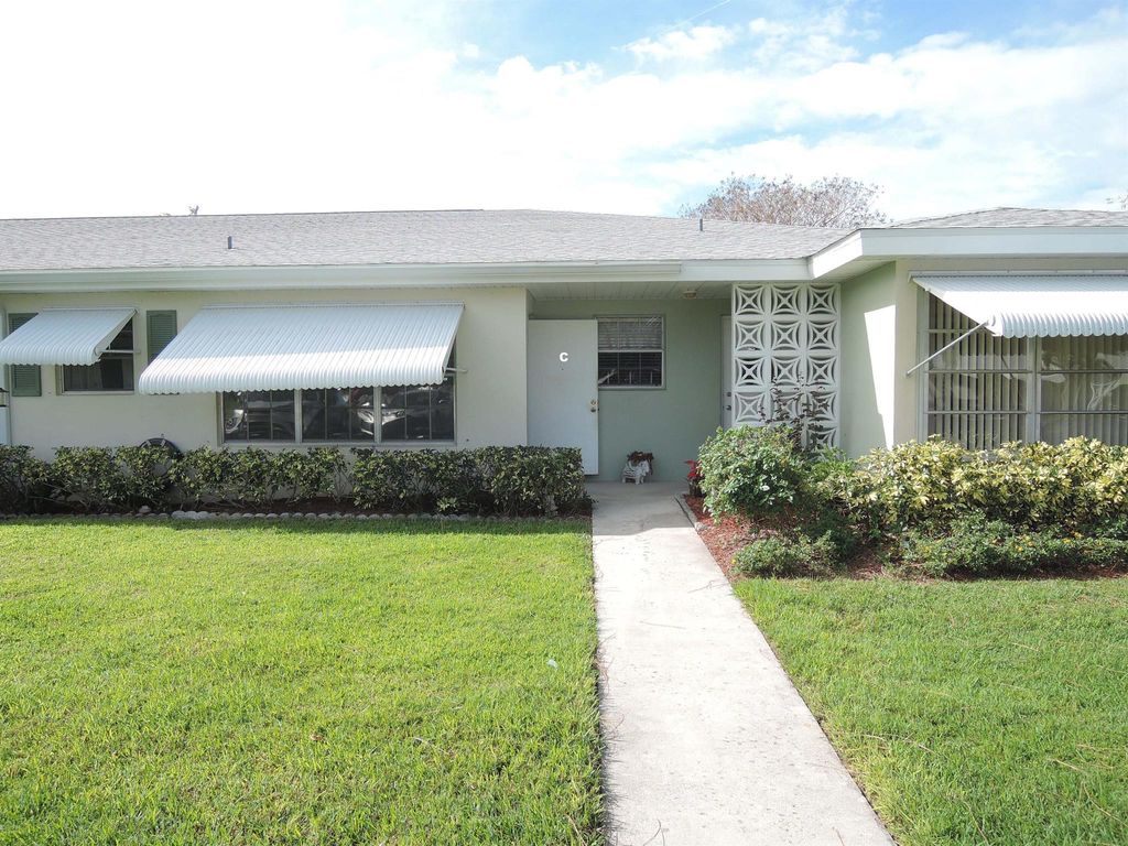 Photo of 412 Sandpiper Drive #Apt C, Fort Pierce, FL 34982 (MLS # R10941910)