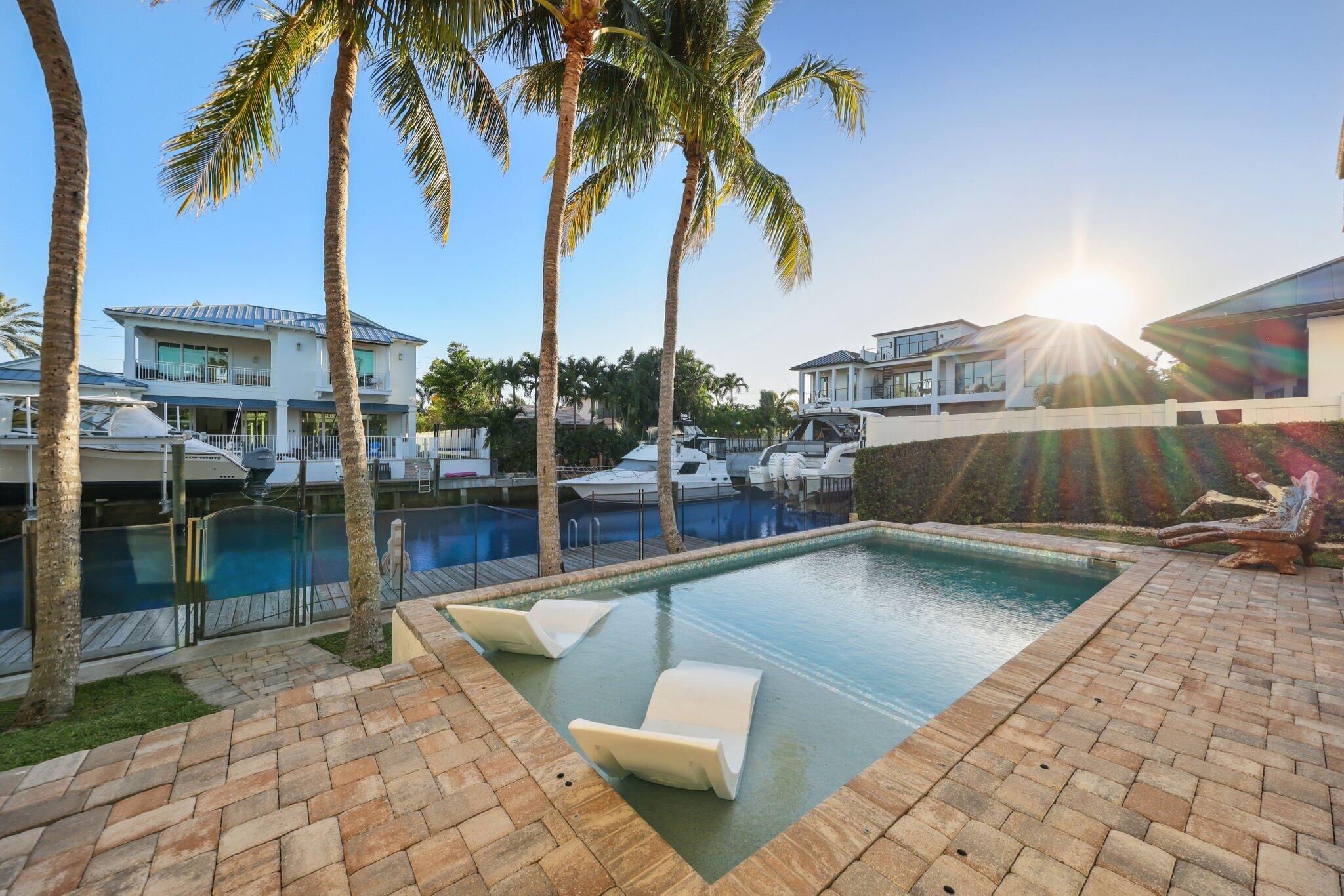 BOCA HARBOUR - Residential