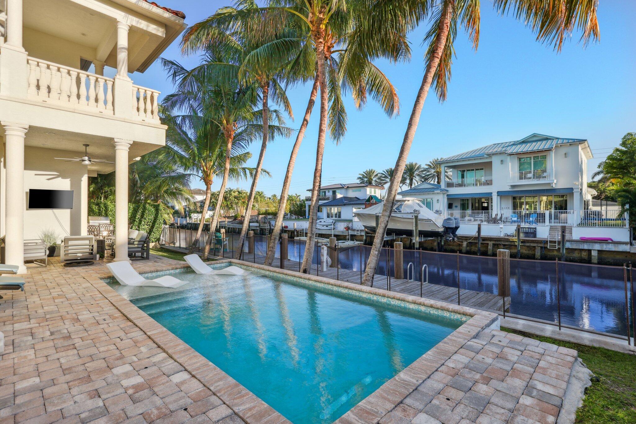 BOCA HARBOUR - Residential