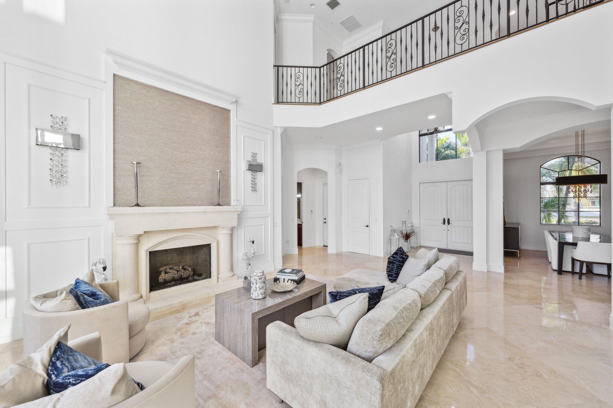 BOCA HARBOUR - Residential