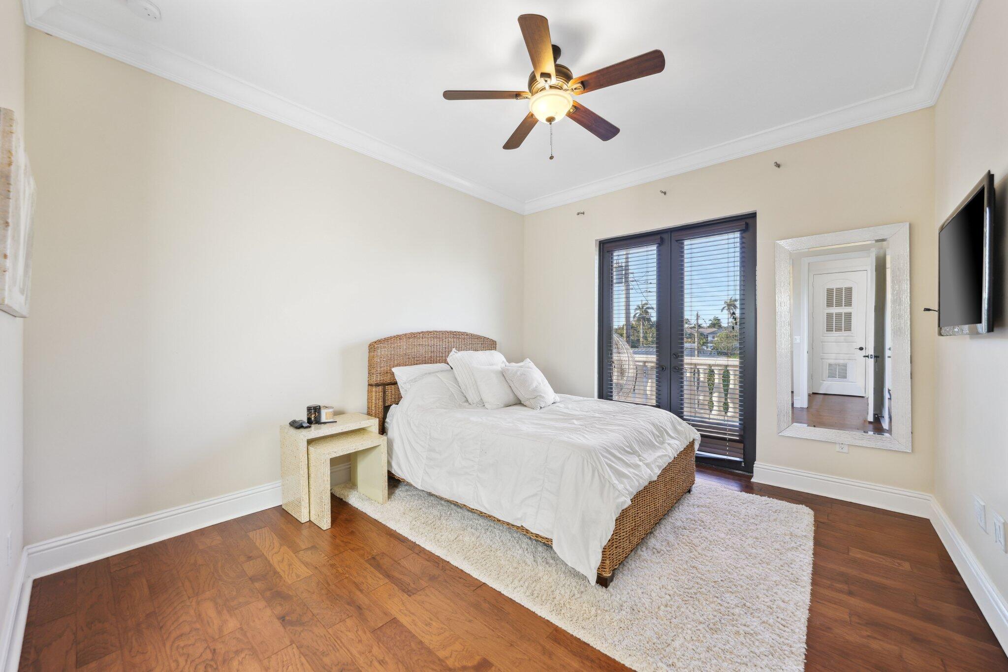 BOCA HARBOUR - Residential