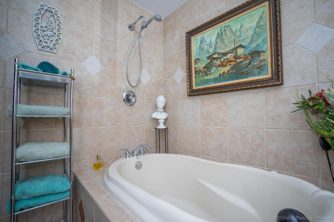 Lake Osborne Hills - Residential