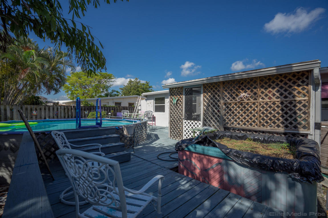 Lake Osborne Hills - Residential