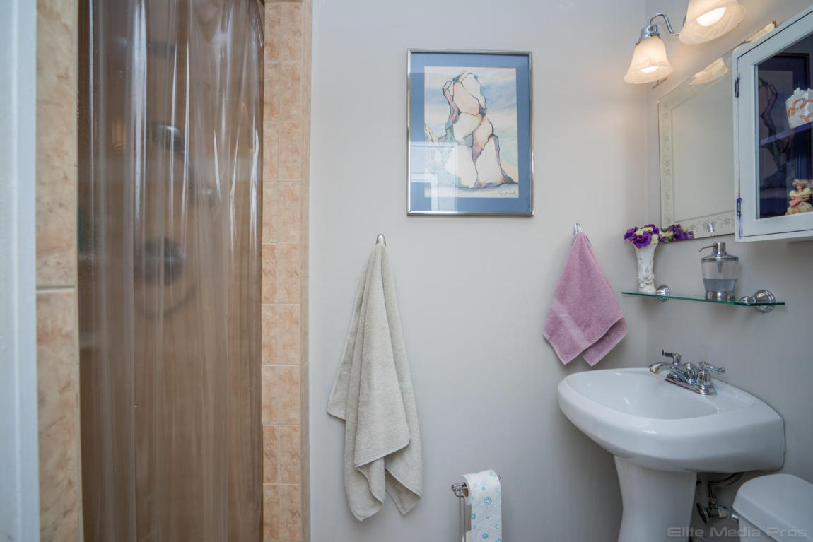 Lake Osborne Hills - Residential