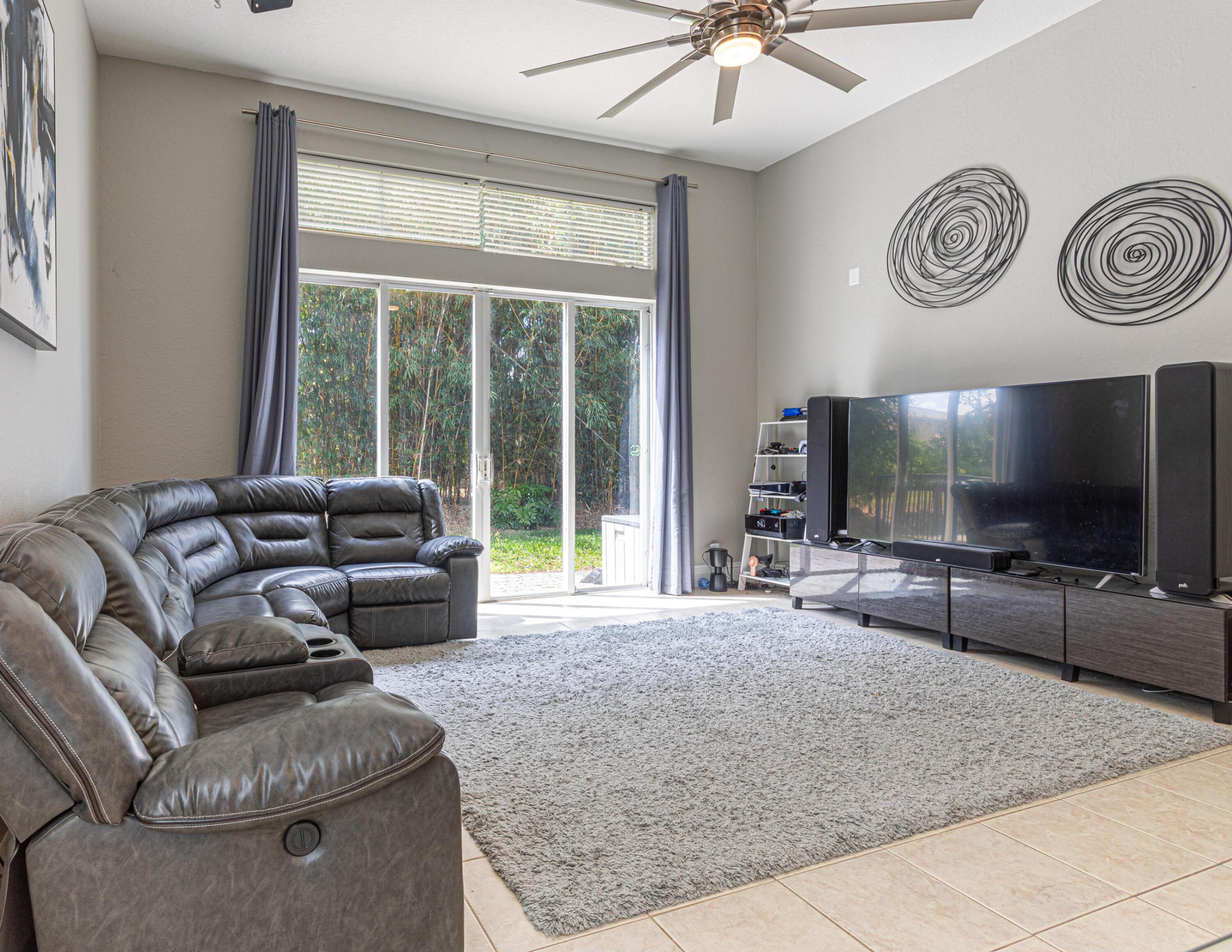 BLACK DIAMOND PH 1 - Residential