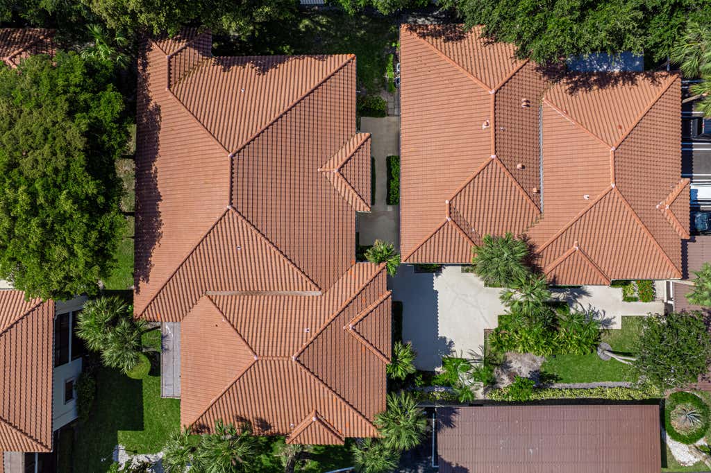 Photo of 85 PELICAN POINTE Drive #203, Delray Beach, FL 33483 (MLS # B26058141)