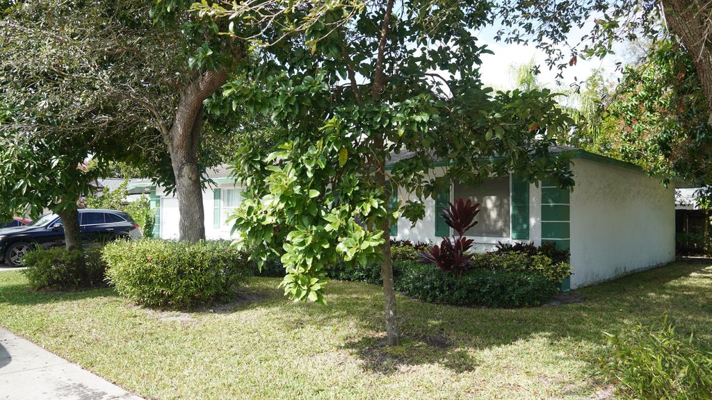 Photo of 5805 NW Bosque Lane NW, West Palm Beach, FL 33415 (MLS # R11160175)