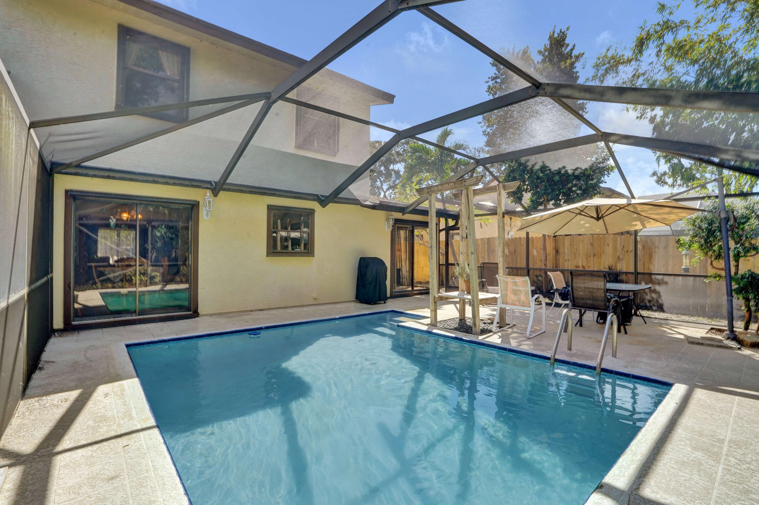 1065 RAINTREE Lane