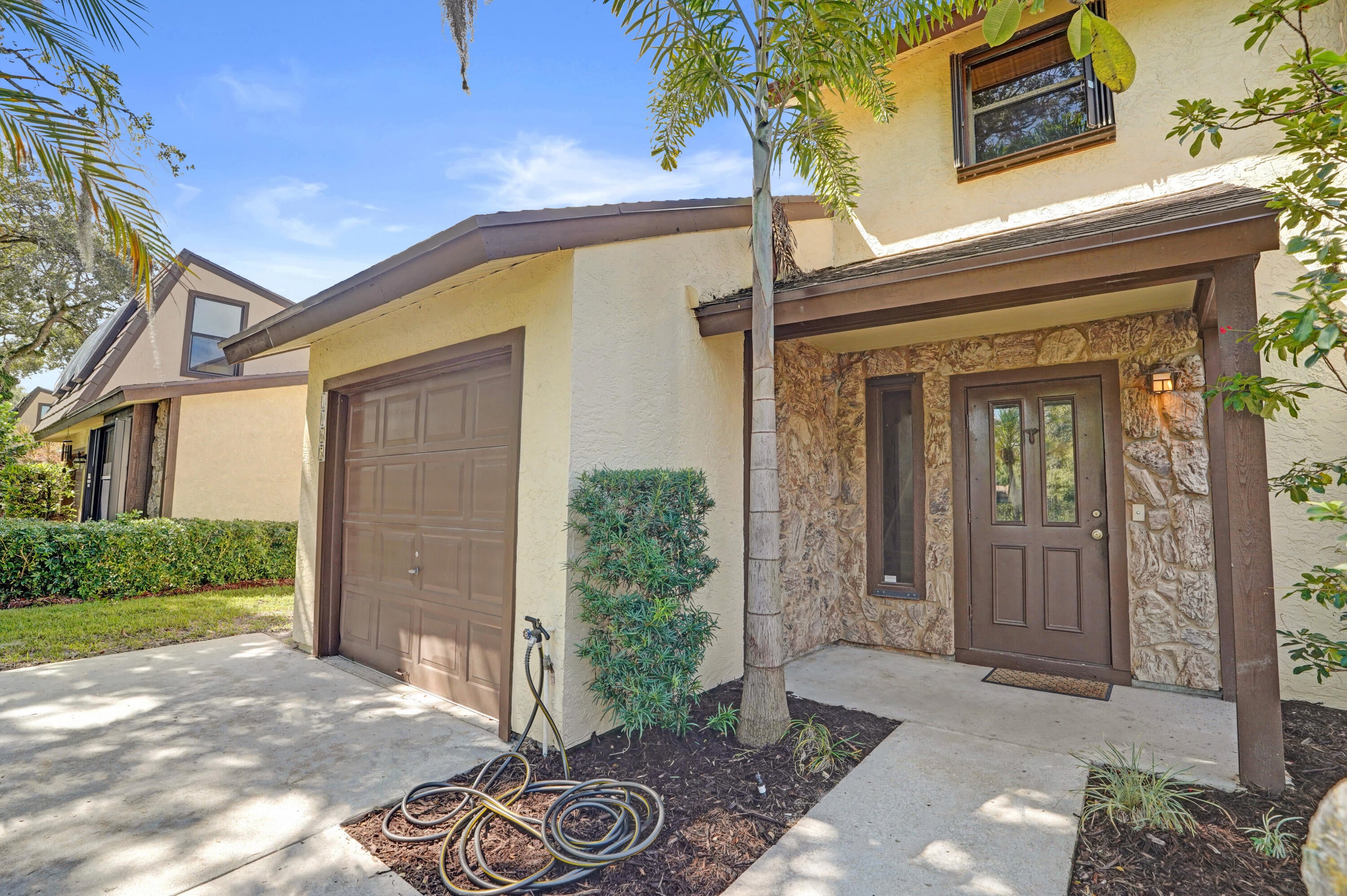 1065 RAINTREE Lane