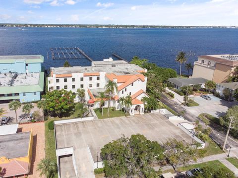 221 SE Osceola Street Stuart FL 34994