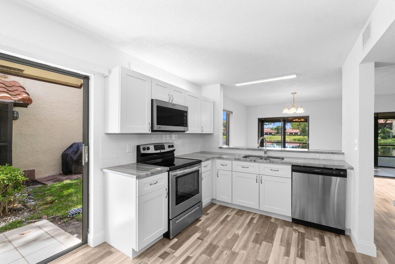 View photos, virtual tours, details... 10679 Ocean Palm Way 101