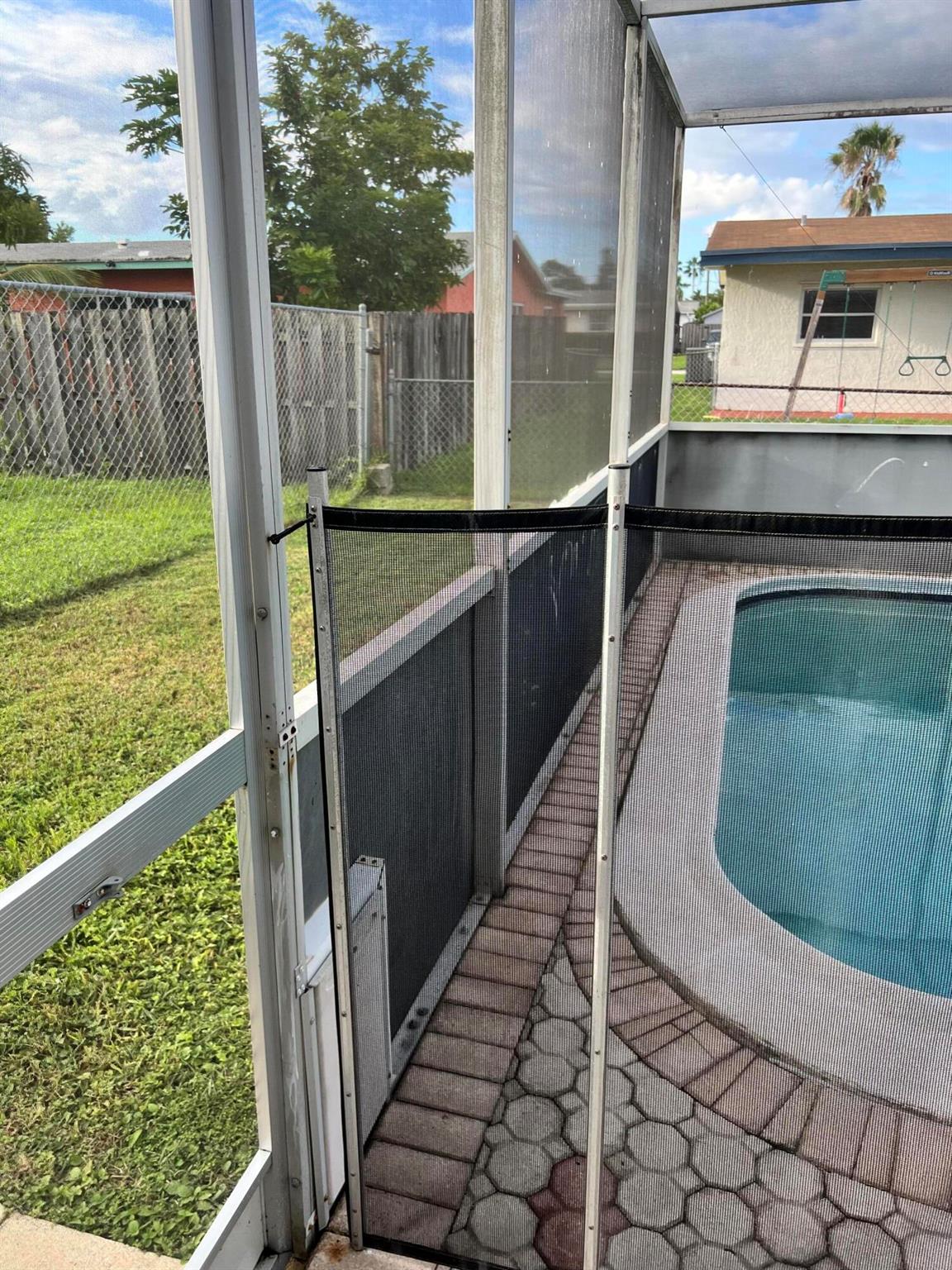 SUNRISE GOLF VLG SEC 24 P - Residential Lease