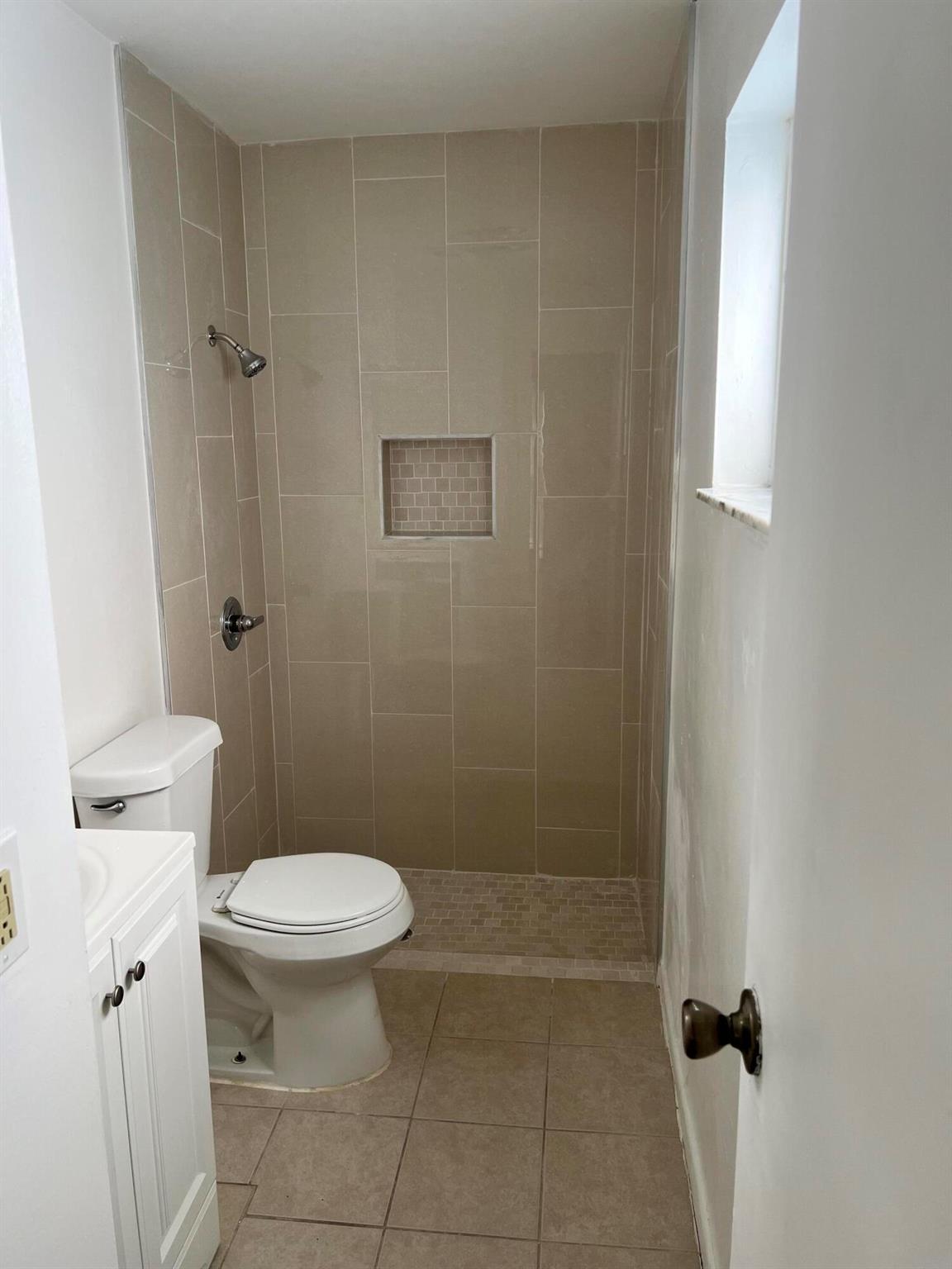 SUNRISE GOLF VLG SEC 24 P - Residential Lease