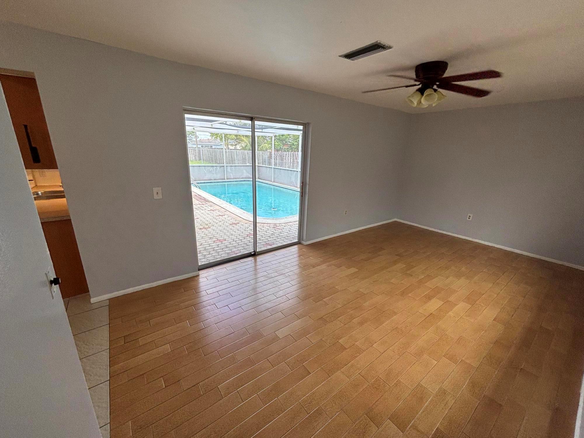 SUNRISE GOLF VLG SEC 24 P - Residential Lease