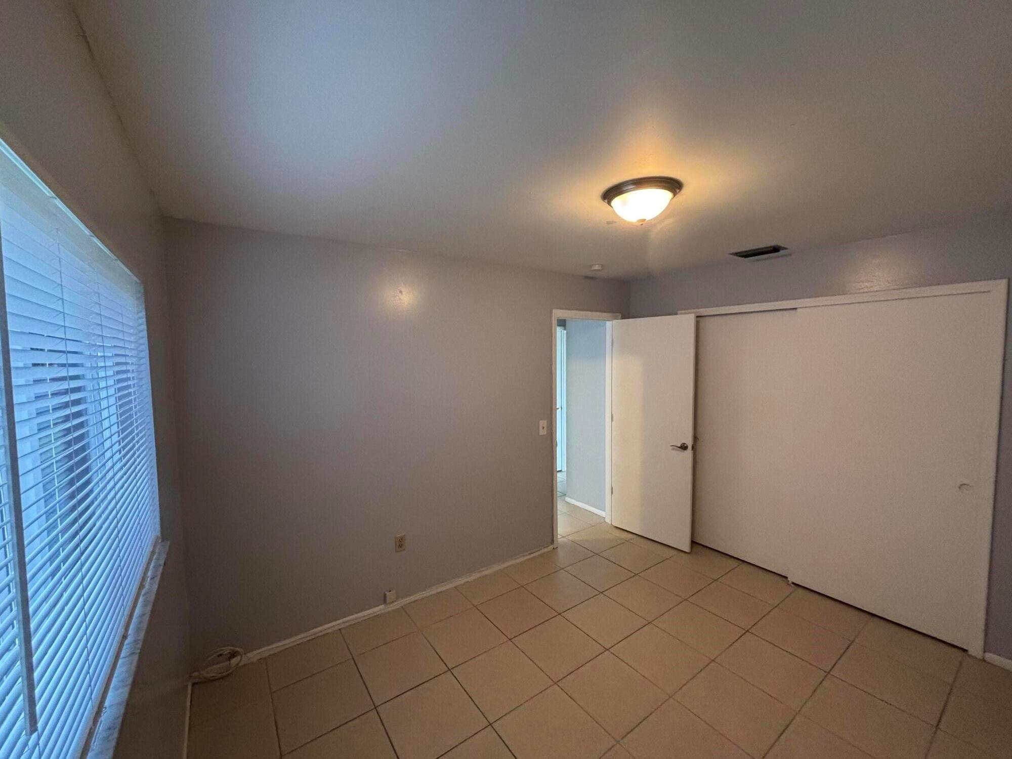 SUNRISE GOLF VLG SEC 24 P - Residential Lease
