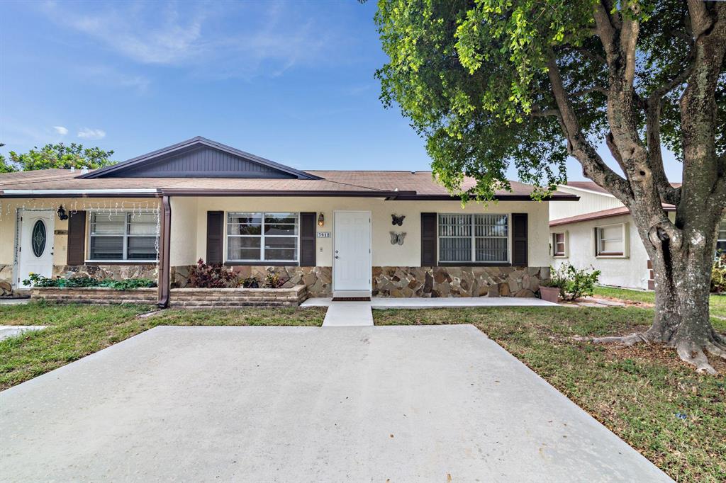 ELMWOOD EST - Residential