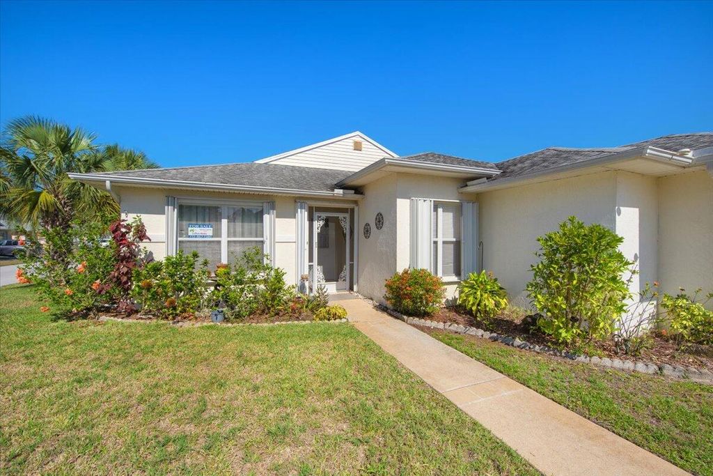 Photo of 6800 Picante Circle, Fort Pierce, FL 34951 (MLS # R10989547)