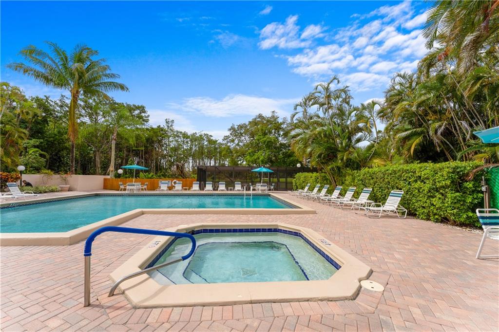 VISTAS OF BOCA LAGO - Residential