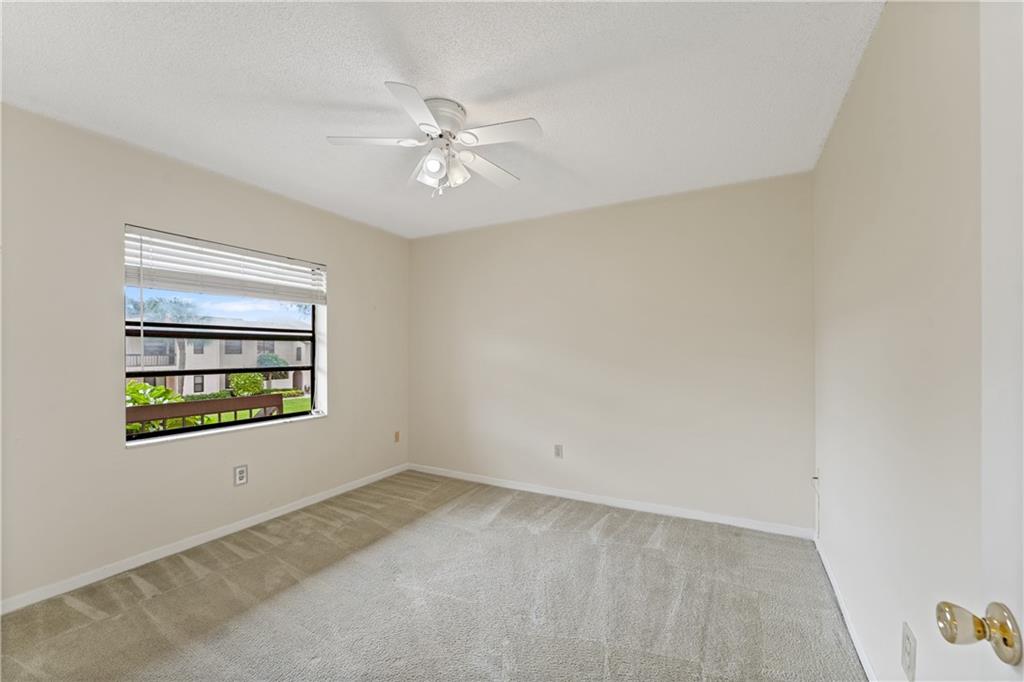 VISTAS OF BOCA LAGO - Residential