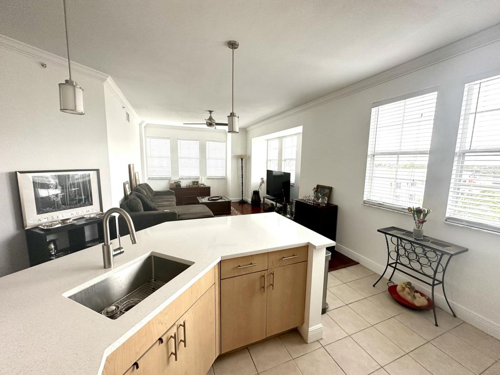 Photo of 533 NE 3rd Avenue #527, Fort Lauderdale, FL 33301 (MLS # B26017505)