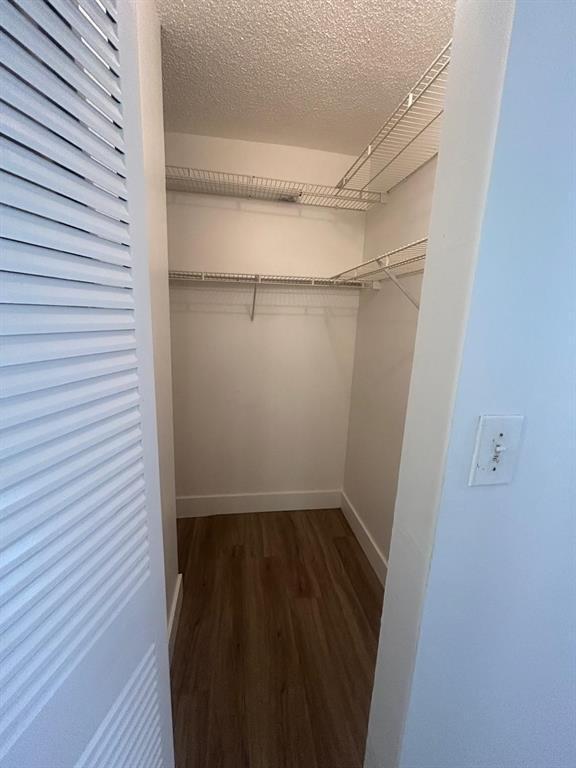 HERITAGE CIRCLE CONDO - Residential