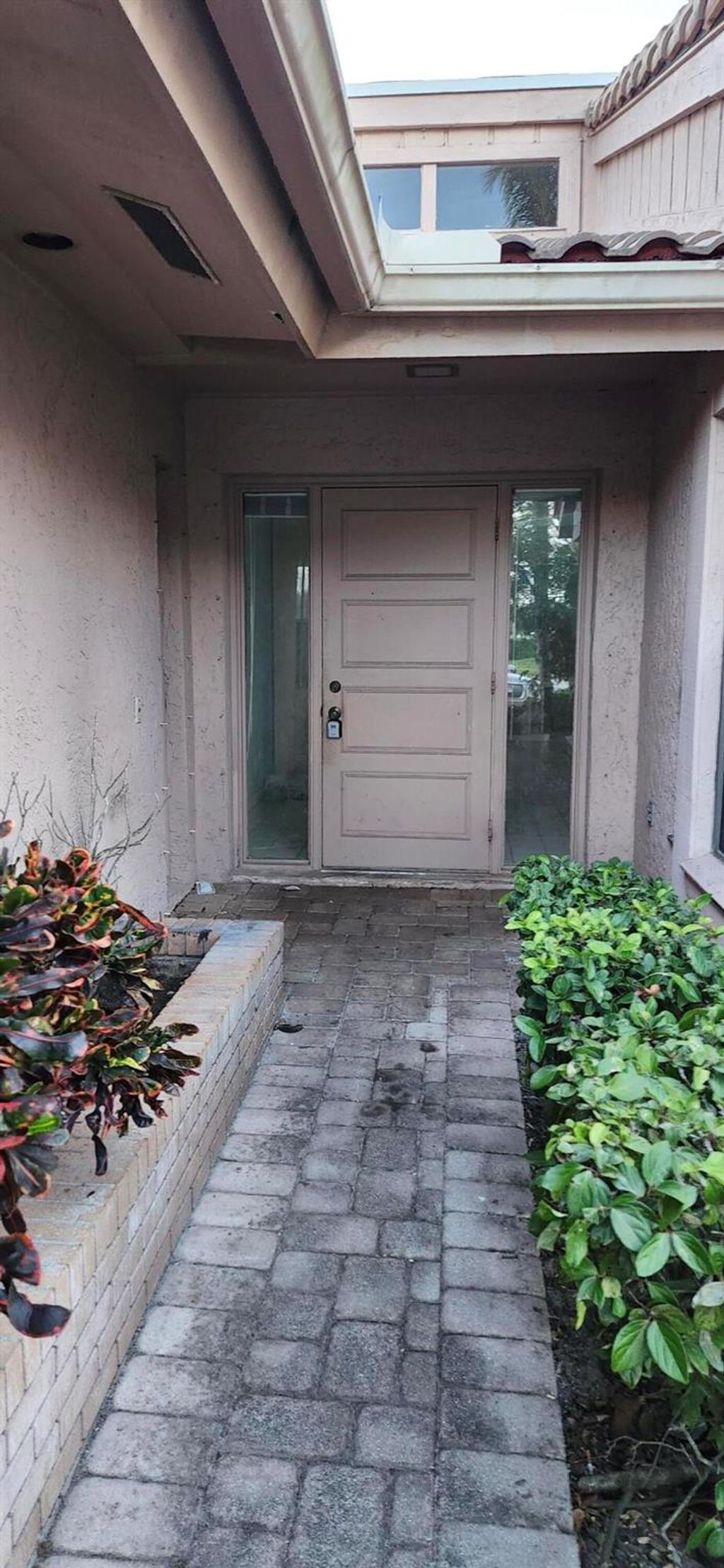 Photo of 6339 Woodthrush Court, Palm Beach Gardens, FL 33418 (MLS # R11084009)
