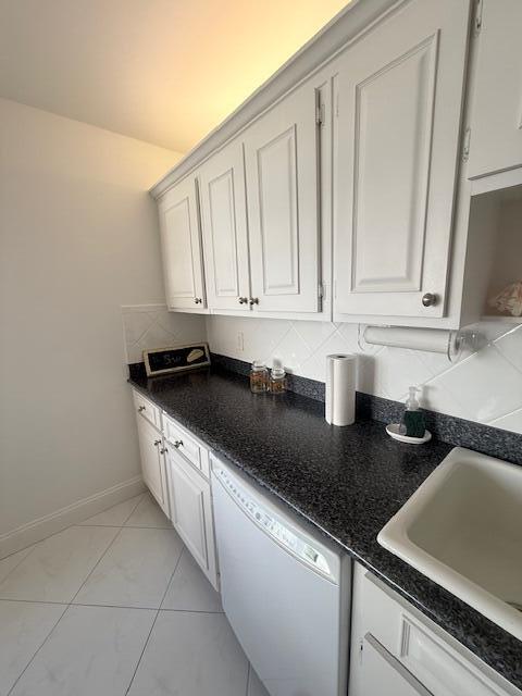 CLOISTER DEL MAR CONDO - Residential Lease